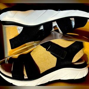 NEW Bionica Alda Black Sandals 6 AMAZING SUPPORT! Plantar Fasciitis support.